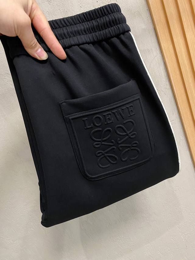 Loewe's new Autumn/Winter 25Ss casual trousers are back! High-quality, original