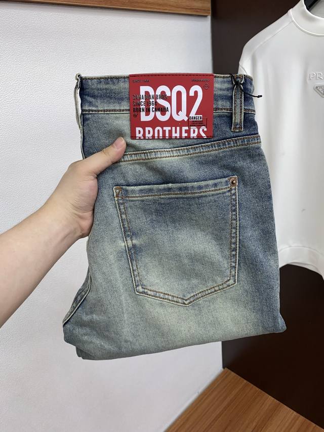 D2 2026 Spring/Summer New Slim Fit Straight Leg Jeans, Perfect Washing Process,