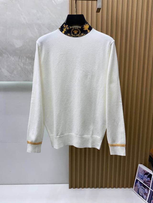 Versace Autumn/Winter New Arrival, Synchronized with Boutique, Fashionable Clas