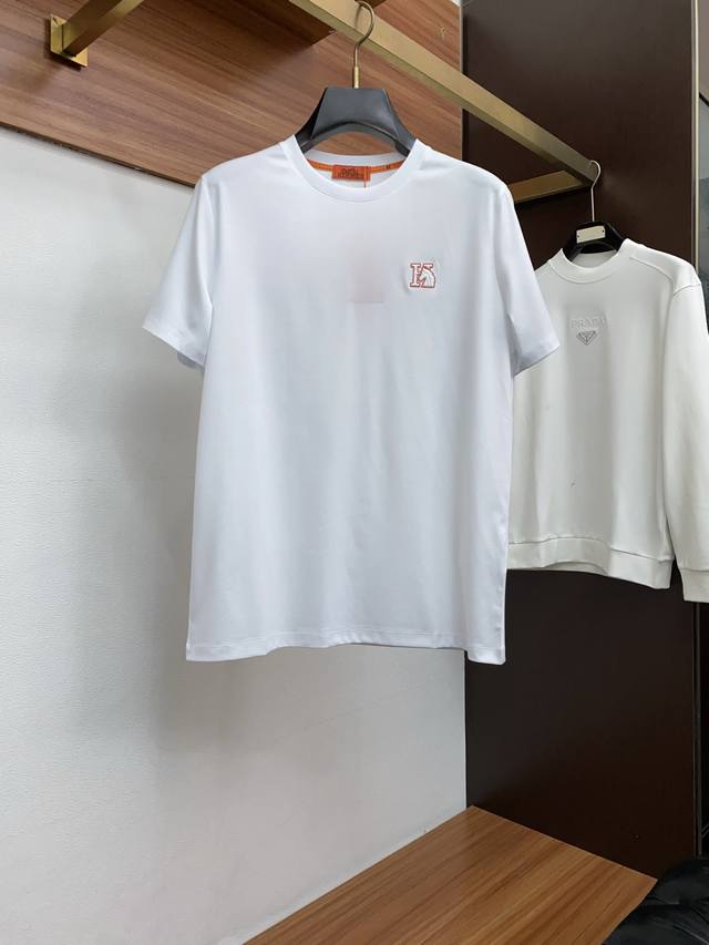 Hermes 26Ss Early Spring Short-Sleeve T-Shirt is made from soft and skin-friend