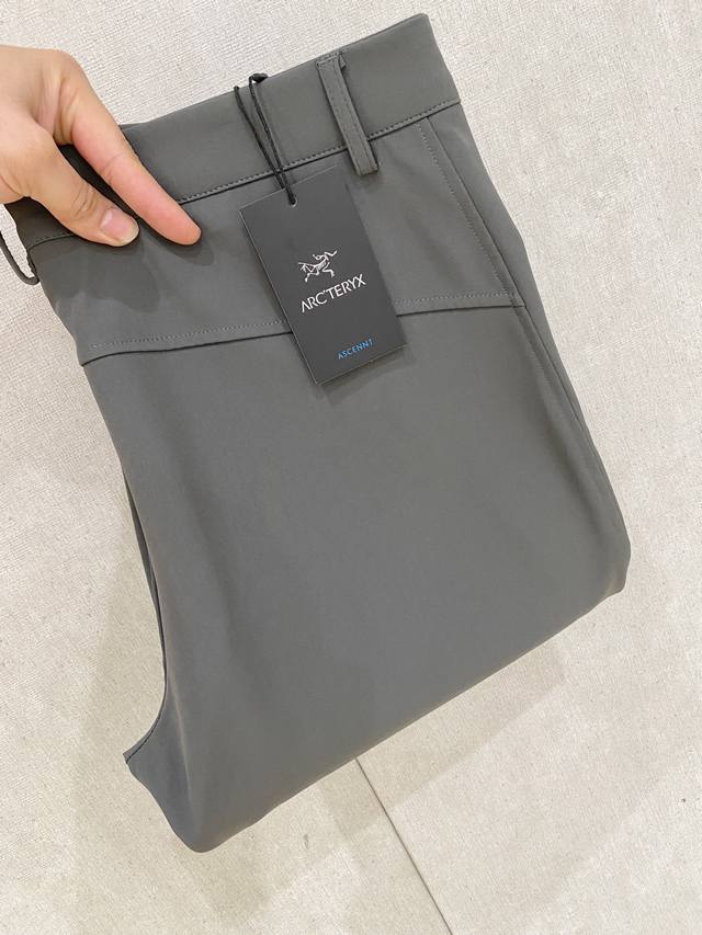 Arc'teryx high-quality new embroidered casual sweatpants. Featuring the iconic