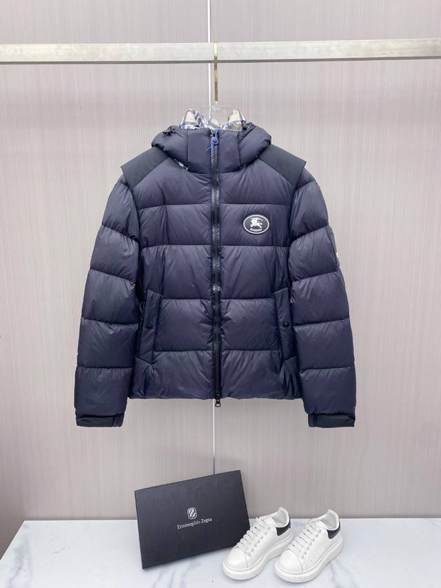 Hot Selling Down Jacket - Burberry 2025 New Arrival, Runway Item. Detachable sle