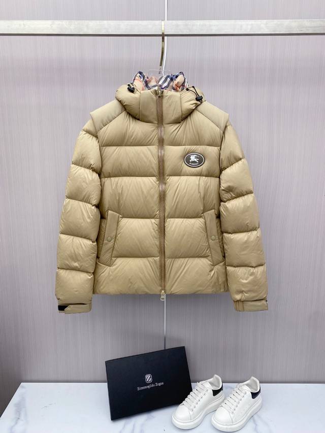 Hot Selling Down Jacket - Burberry 2025 New Arrival, Runway Item. Detachable sle