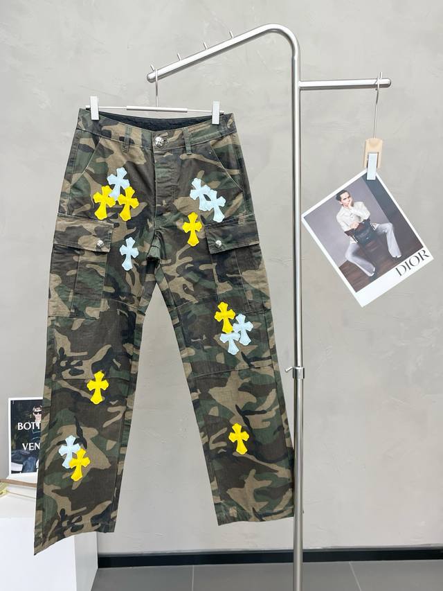 Chrome Hearts' latest release, a must-have! High-end casual camouflage jeans! Ma