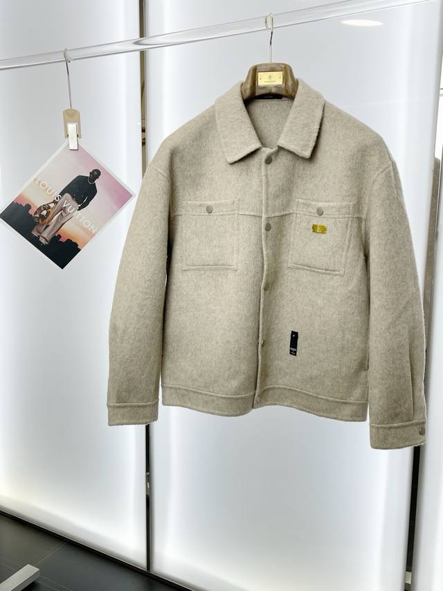 Short Coat - Fendi's latest must-have! New original men's wool double-faced woo