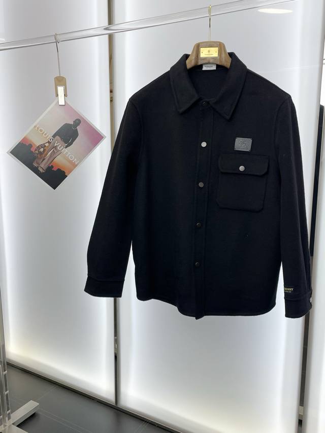 Short Coat - Burberry's latest must-have! New original men's wool double-faced