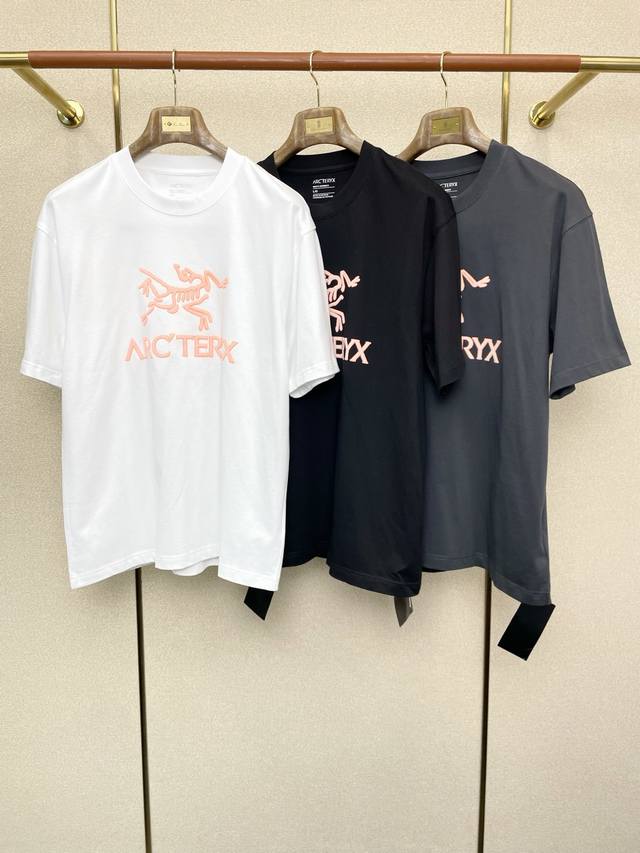 Arc'Teryx is going all out to release this new men's casual short-sleeved shirt!