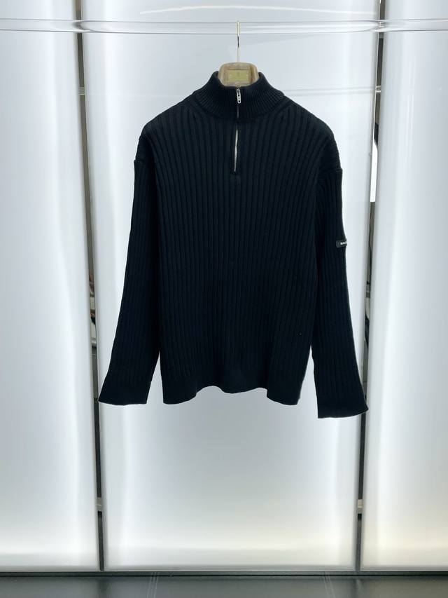 Balenciaga is going all out to release this new style! The latest fashionable st