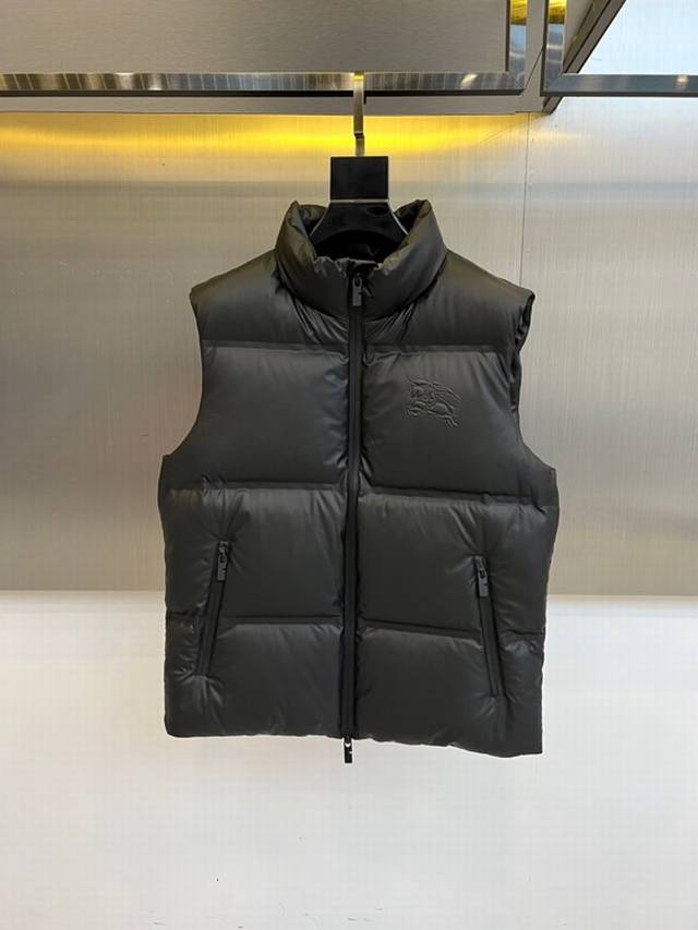 Burberry Fall/Winter 2025 New Arrival: Burberry Knight Emblem Down Vest. This bl