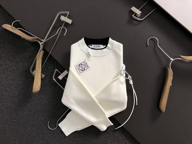 Low*Fit Fit M-XXL 2025 Autumn/Winter Trendy Double-Layer Neckline Wool Sweater.