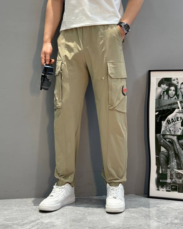 Balenciaga 26S New Casual Cargo Pants, unisex loose fit + multiple pockets, prac
