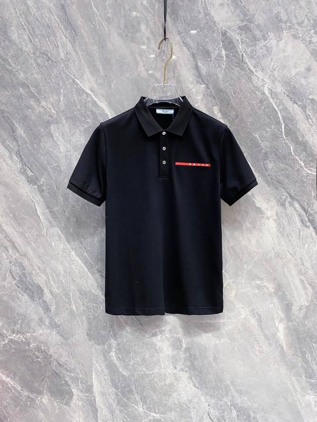 Prada 2026Ss Summer New Logo Men's Polo Shirt! A classic business men's style,