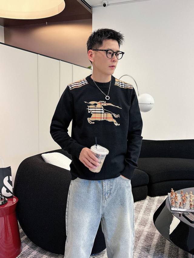 Burberry 2025 Fall/Winter Wool Blend Pullover Knit Sweater is a highlight, with