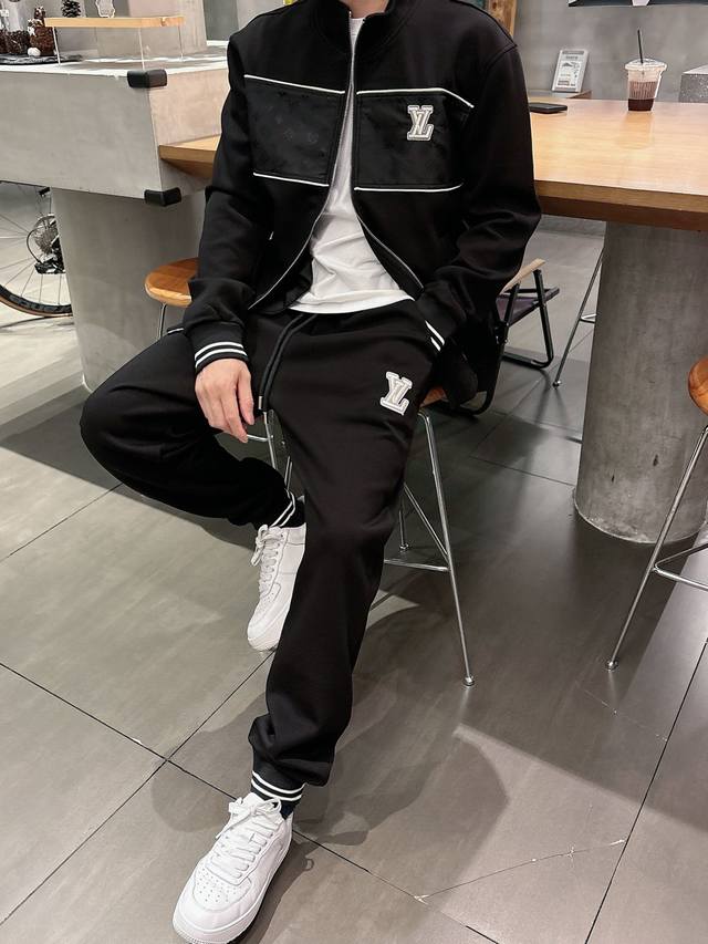 Lv 2025 Brand New Hot-Selling Cardigan Set - Original Quality, High-Quality Item