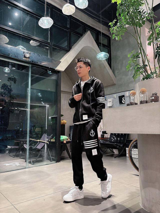 Brand: Tb Hot Selling Set Arrives! Focusing on Official Originals 2025 Brand Ne