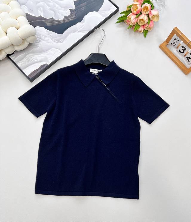Miumiu25Fw Early Autumn New Cashmere Short-Sleeve Polo Shirt with Slanted Zipper