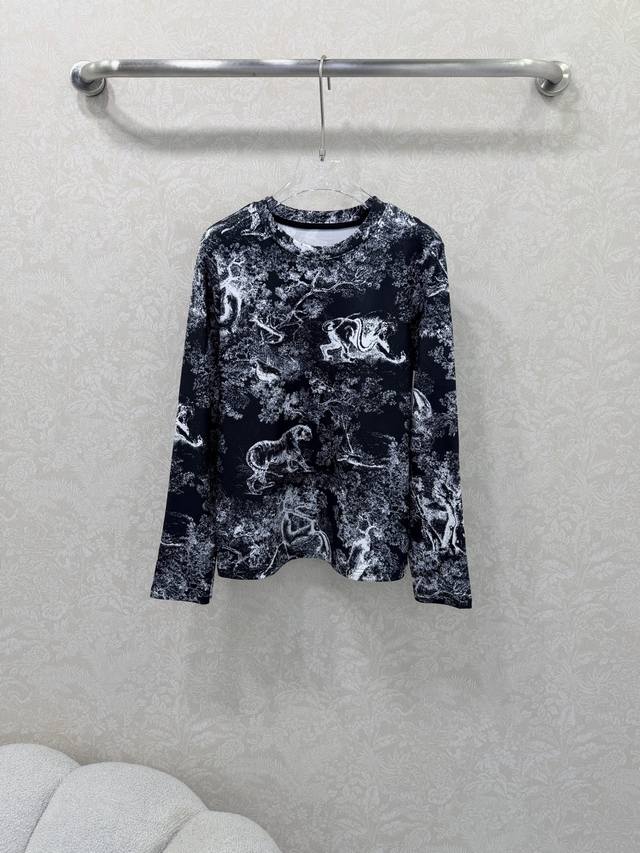 Dio *25 New Arrival: Long-Sleeved Base Layer Top with Jungle Animal Tiger Print,