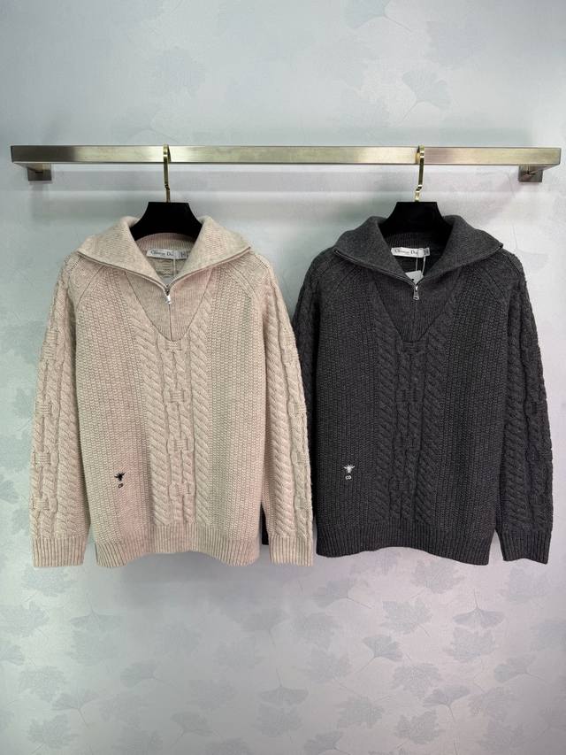 Dio*25 Autumn/Winter New Cable Knit Sweater. Made of a soft and warm wool blend,