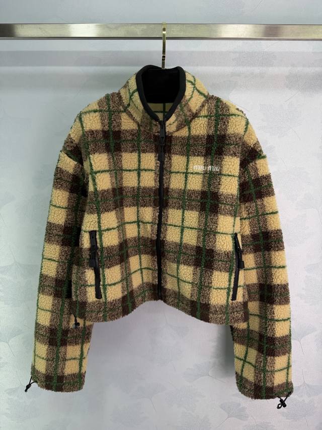 Miu*25 series girly schoolgirl style outfit! Intellectual chic British plaid fle