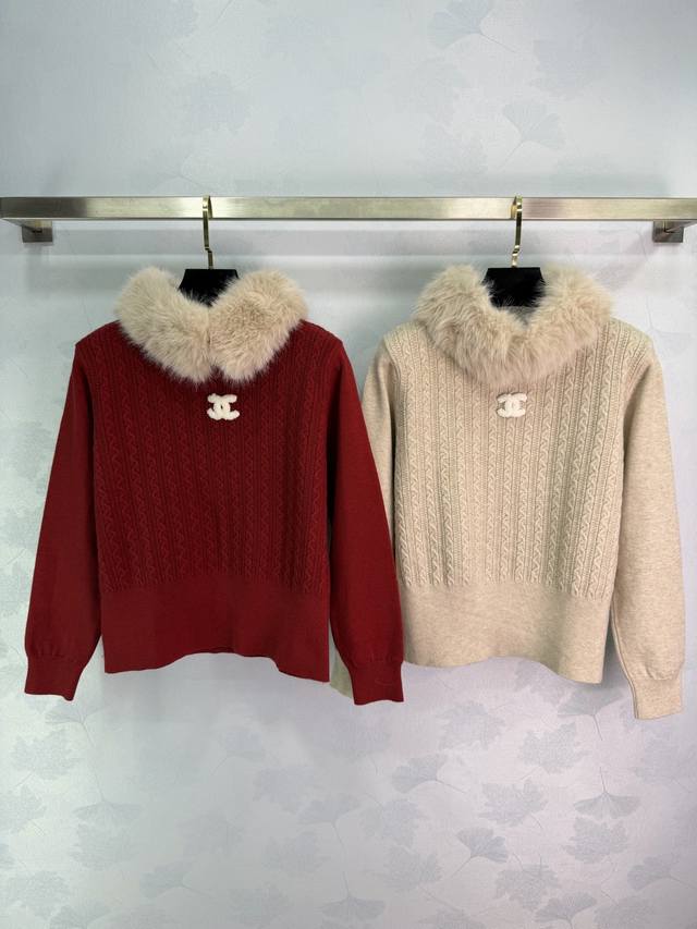 Ch* 2025 Autumn/Winter New Arrival: Detachable Fur Collar Sweater! Made of custo