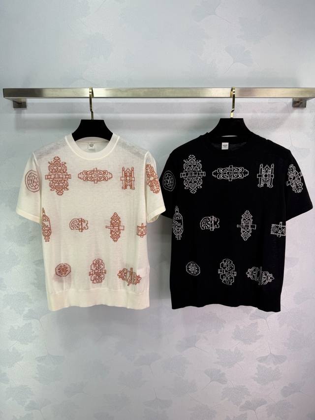 He*26 Early Spring New Short-Sleeve T-Shirt blends Eastern and Western elements,