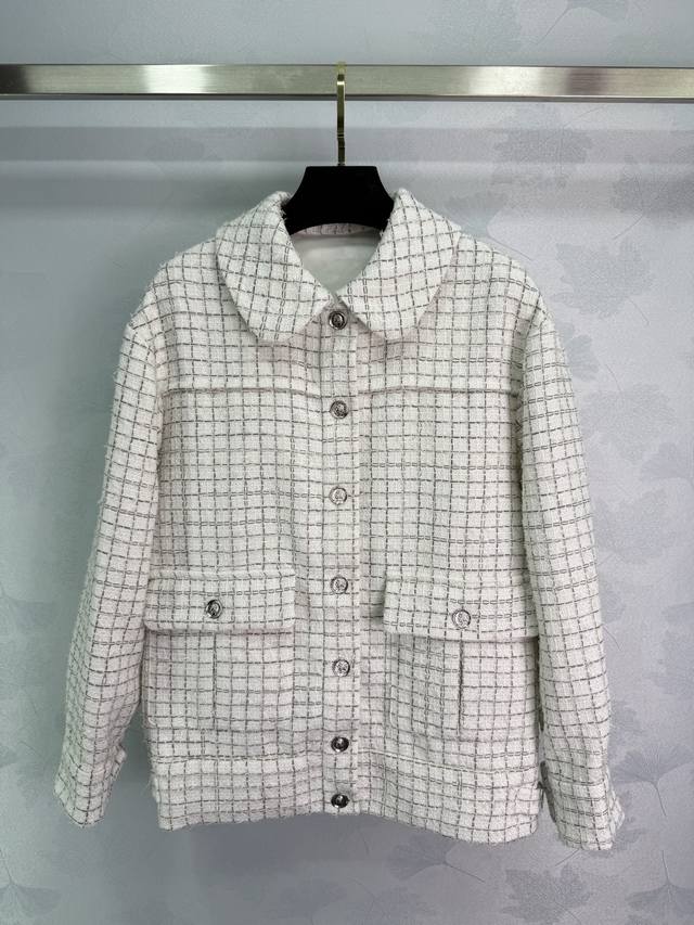 25Ss Chanel* New single-breasted lapel coat with custom hardware buttons, high-e