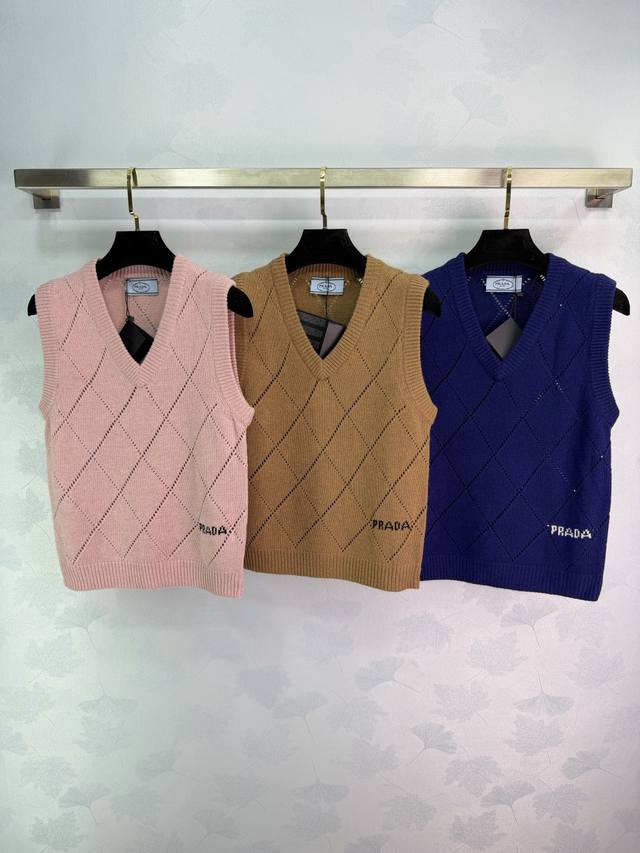 prad* 2025 Autumn/Winter New V-Neck Diamond Pattern Knit Vest! Made with custom