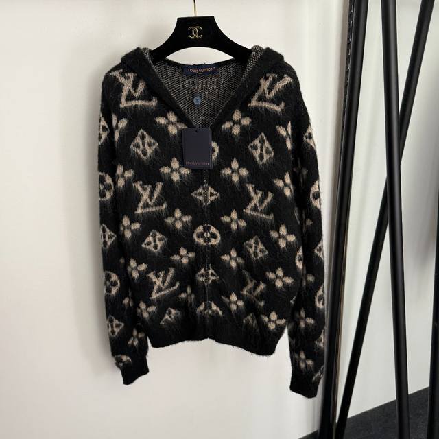 Style No. 20258299 Lv* New Monogram Logo Mohair Long-Sleeve Hooded Wool Knit Ca