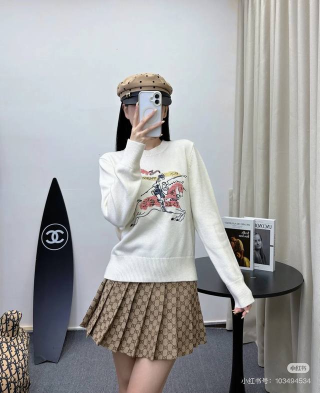 Burber*Y35Fw Autumn/Winter New Arrival Collection: Equestrian Sweater. Made with