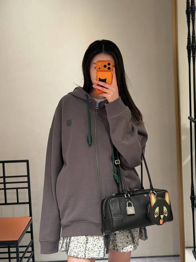 Loe*E 26Ss Early Spring New Logo Embroidered Zip-Up Hooded Sweatshirt Jacket | E