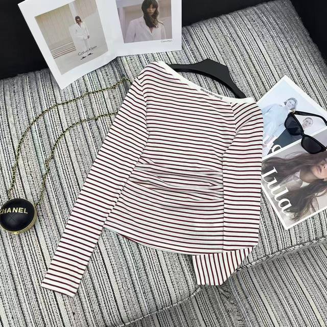 Highly recommend the 2025 early autumn/winter collection Alex* new off-shoulder