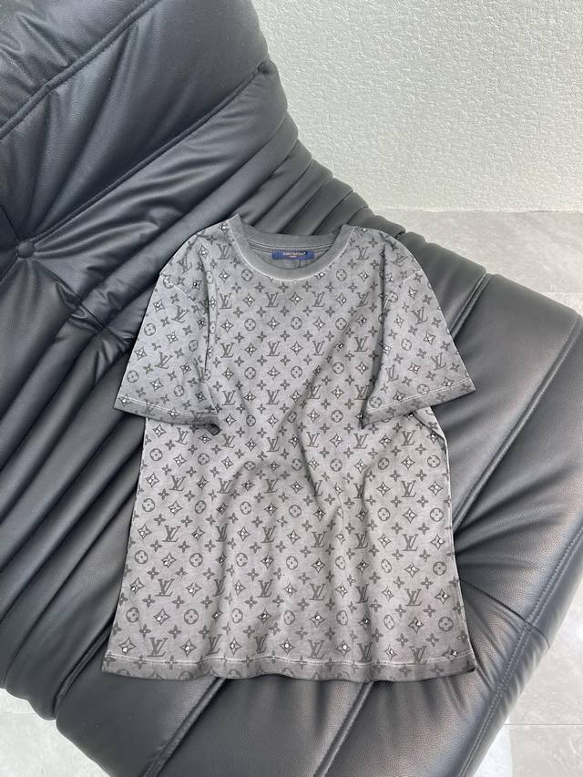 Louis Vuitto Spring/Summer 2026 New Distressed Washed Print Short-Sleeve T-Shirt