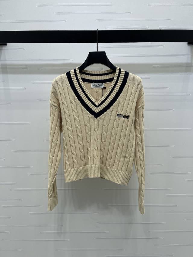 New Arrival! High-end original Miu Mi* 2025 Autumn/Winter Collection! Cable Knit