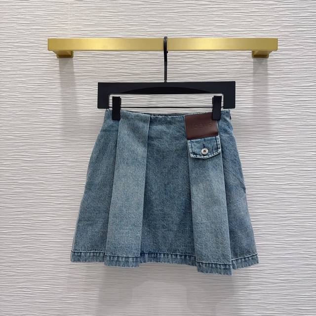 Loe W*E2025Fw New denim mini skirt, retro and nostalgic, eco-friendly enzyme dou