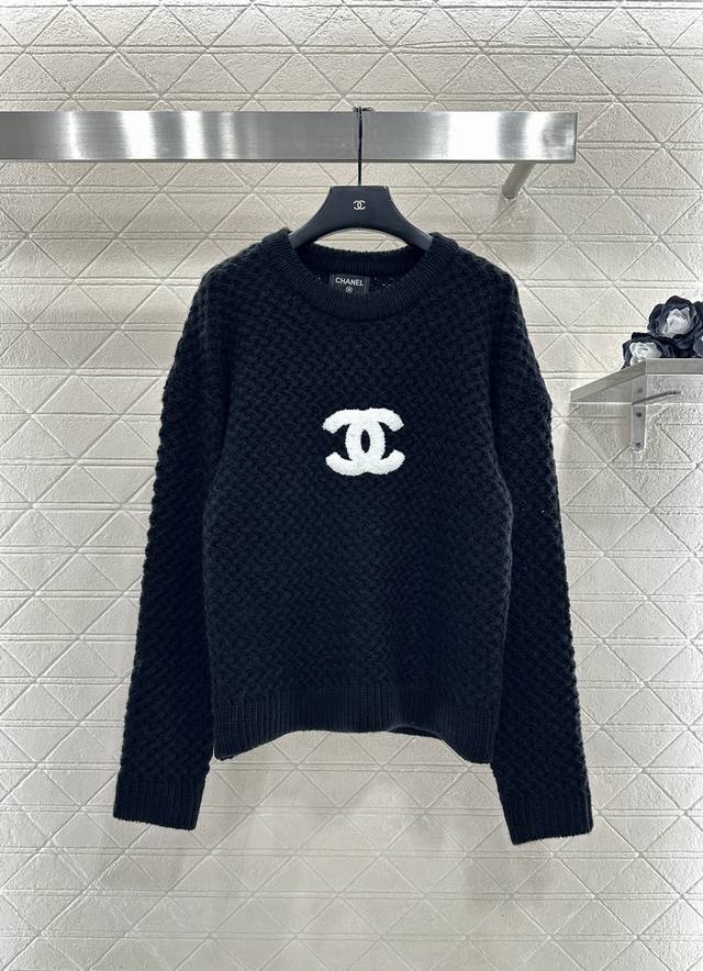 Chane*2025 New Arrival: Embroidered Letter Logo Knit Sweater. Made with custom Y