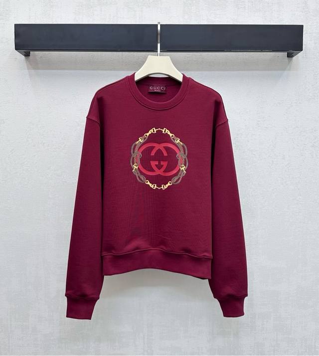 Gucc*2025 New Arrival: Lunar New Year Letter Logo Crew Neck Sweatshirt, Custom M