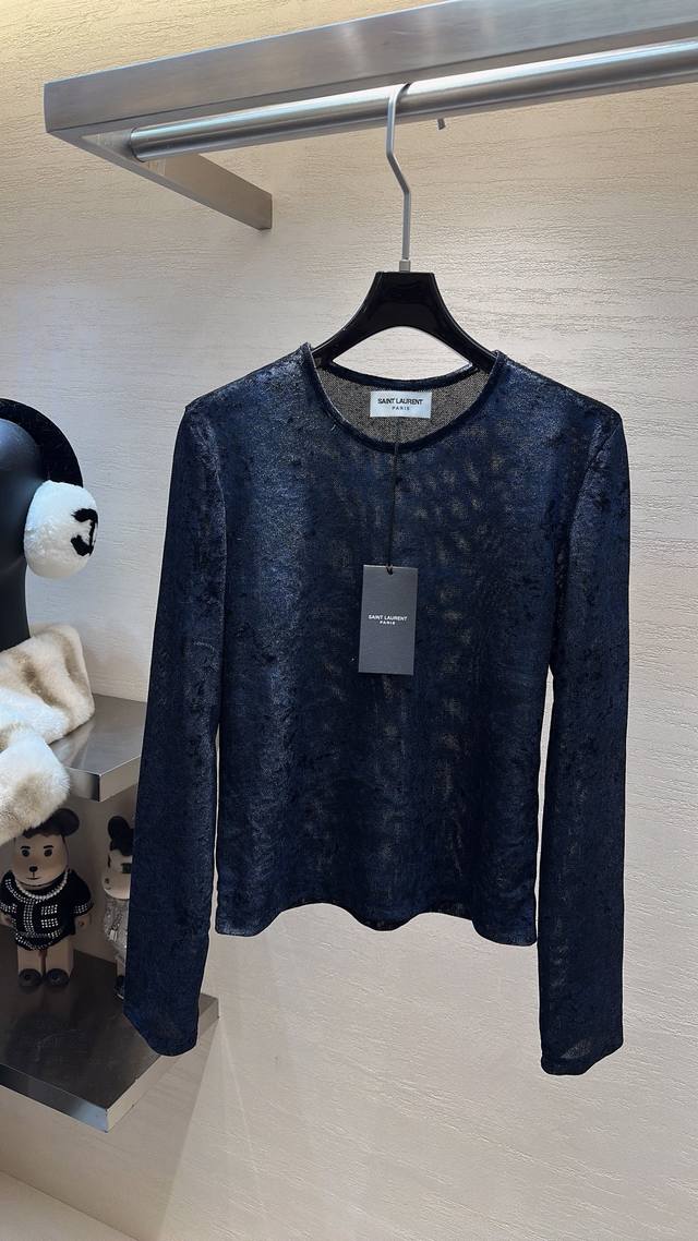 This YSL Saint Laurent top has an inherent high-end feel; its unique texture se