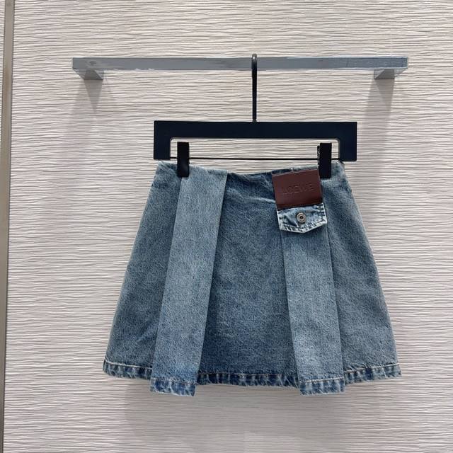 Loe W*E2025Fw New Denim Mini Skirt, Retro and Nostalgic, Made with Eco-friendly