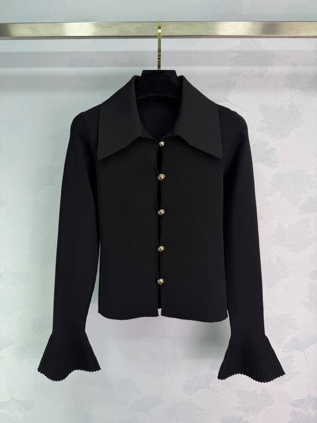 Self-Portrait early spring new black knitted cardigan, made of high-quality wool