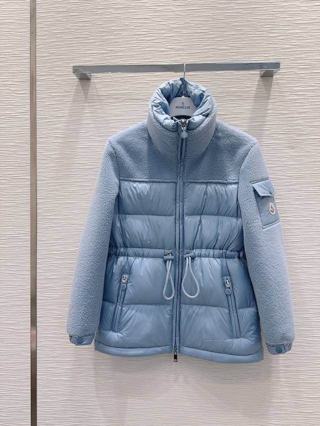 Moncle*2025Fw New Down Jacket with Lambswool Trim for maximum warmth. Unique des