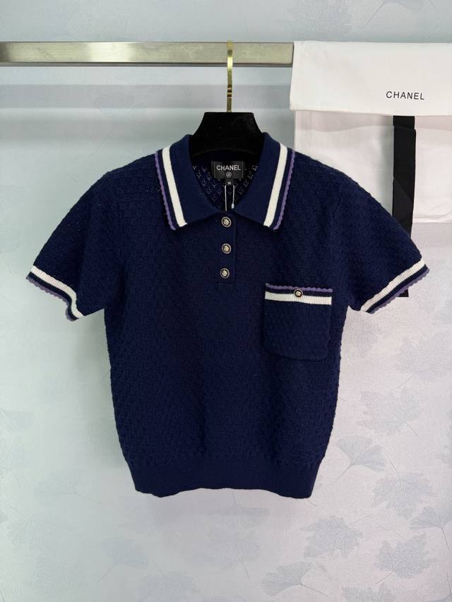 Ch*26 Early Spring New Classic Polo Shirt. The dark blue body is paired with whi