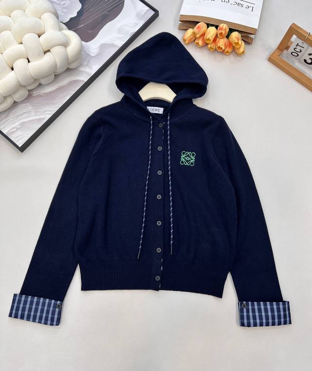 Loewe 2025 New Hooded Knit Cardigan, made with custom Yb wool yarn, soft and ski