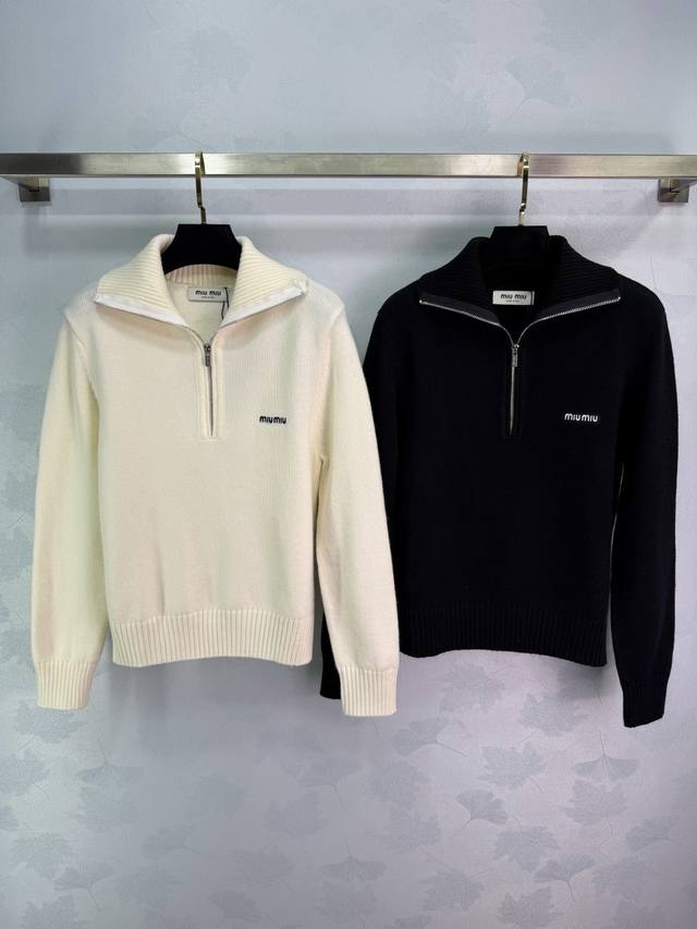 Miumi*2025 Autumn/Winter New Zipper Collar Knit Top! Made with custom wool knit