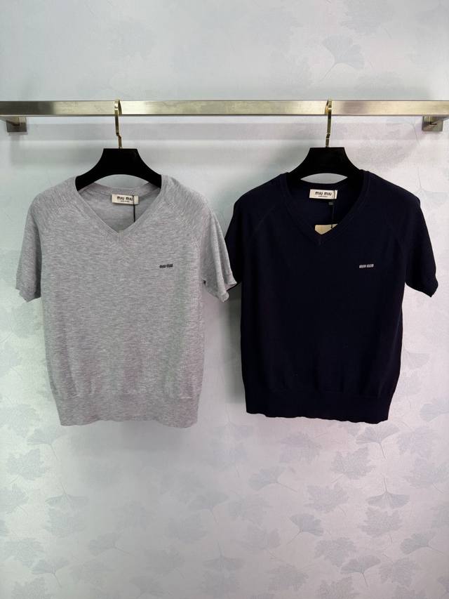 Miumi* 2026 Early Spring New Knitted Short-Sleeve Top! Crafted from custom wool