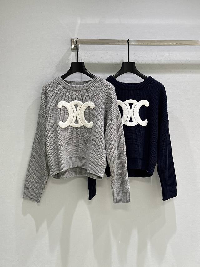 25Ss Autumn/Winter New Arrival! Heavy-duty knit crew neck sweater. This sweater