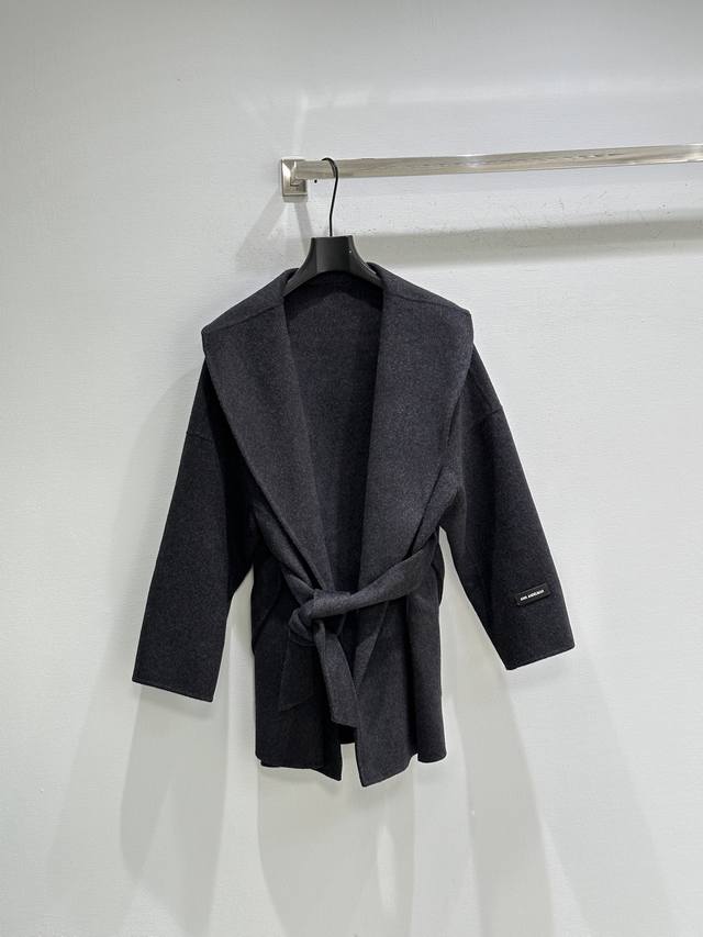 25Ss New Winter Arrival! Ann's mid-length wool coat combines sheep's wool and ca