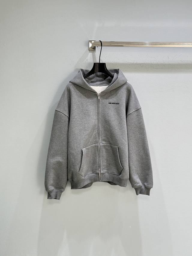 25Ss New Autumn/Winter Arrival! Grey hooded sweatshirt, loose fit, versatile car