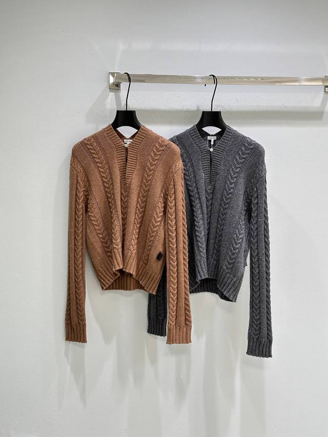 25Ss Autumn/Winter New Arrival! Loew* runway style, exuding effortless elegance~