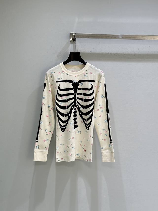 25Ss New Winter Arrival! Floral Skull Waffle Pattern Base Layer Top, soft and co