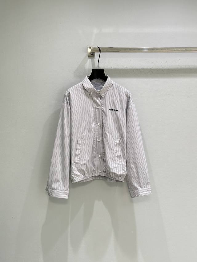 26Ss Early Spring New Arrival! Inspired by 1990s aesthetics, pinstripe fabric is